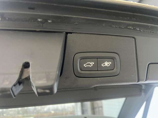 Volvo  B4 (Diesel) AWD Inscription (EURO 6d) Klima Navi